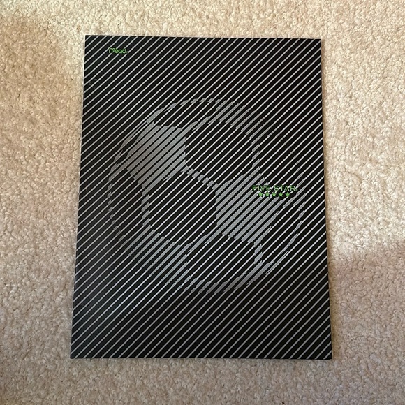 Mead FIVE STAR Soccer Theme 2-Pocket Portfolio Folder - Picture 1 of 3